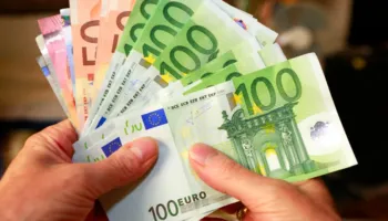 “664 milionë euro” në gjashtë muaj, euro vijon rënien përballë lekut