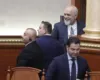 85 vota/ Kush janë deputetët që votuan “pro” shkrirjes së 15 bashkive