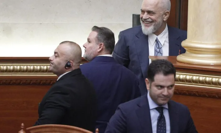 85 vota/ Kush janë deputetët që votuan “pro” shkrirjes së 15 bashkive