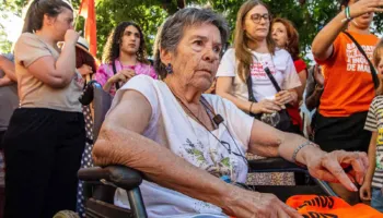 87-vjeçarja që u nxor nga shtëpia/ Trazoi Spanjën dhe çoi në dorëheqjen e Pedro Sánchez