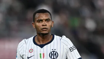 Akanji: Luaj kudo ka nevojë trajneri Chivu, rëndësi ka ta ndihmoj ekipin