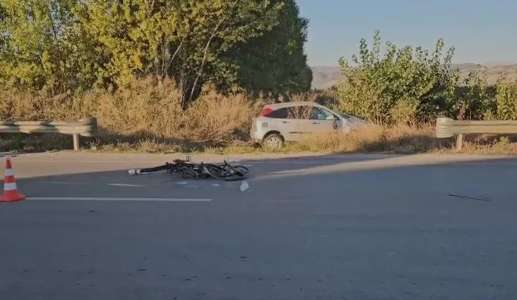 Aksident në hyrje të Korçës, humb jetën 60-vjeçari, plagoset efektivi i Policisë