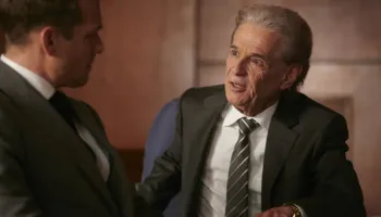 Alan Rosenberg një karrierë mes ekranit teatrit dhe aktivizmit