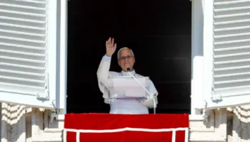 Alarm nga Vatikani: Papa Leone do të operohet, mjekët i zbuluan një masë në mushkëri