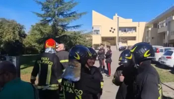 Alarm për bomba në shkollat italiane, evakuohen mbi 50 institucione pas emaileve anonime