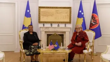 Ambasada amerikane shpreh gatishmërinë të punojë me Shiroka-Pulën