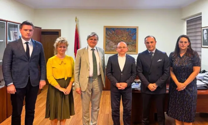 Ambasadori i OSBE-së takohet me gjyqtarët dhe prokurorët: Të marrin pjesë të gjithë për një sistem më të drejtë dhe besimin e publikut!