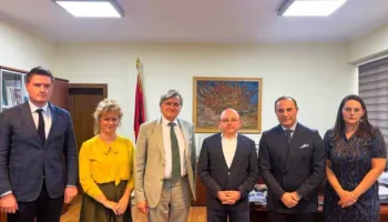 Ambasadori i OSBE takon gjyqtarët dhe prokurorët, thekson rëndësinë e përfshirjes së të gjitha palëve