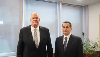 Ambasadori i ri amerikan takon kreun e SPAK, në fokus lufta ndaj krimit dhe trafikut të narkotikëve