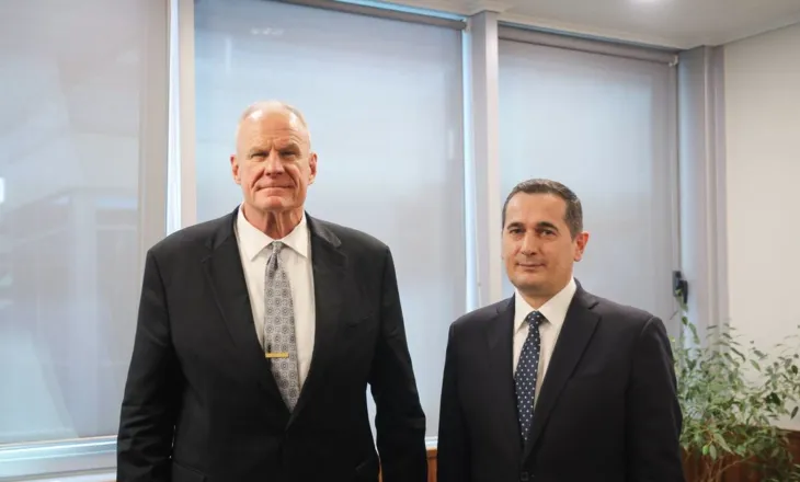 Ambasadori i ri amerikan takon kreun e SPAK, në fokus lufta ndaj krimit dhe trafikut të narkotikëve