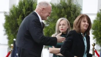 Ambasadori i ri i SHBA-ve mbledh edhe politikanët në pritje, Berisha mbetet përsëri “Non Grata”! Eric Wendt nuk e fton në ceremoni