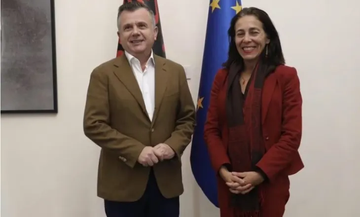 “Anëtarësimi në BE, objekt strategjik kombëtar”- Balla zbardh detajet e takimit me ambasadoren e Bashkimit Evropian: Shqipëria të ruajë ritmin e negociatave!