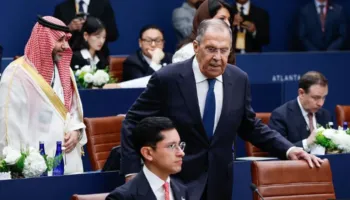 Anulohet fotoja zyrtare e G20, diplomatët evropianë refuzojnë të fotografohen me ministrin e Jashtëm rus