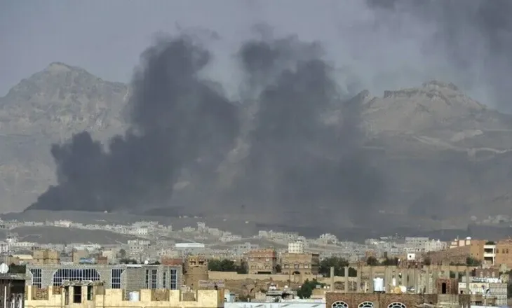 Arabia Saudite përgatit goditjen ndaj Huthëve, zbardhen dy skenarët e sulmit dhe plani për mobilizimin e mbi 100 mijë trupave