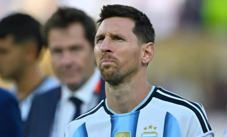 Argjentina dëshiron ta tërheqë fanellën nr.10 të Messit, por FIFA nuk e lejon. Ja çfarë thotë rregullorja