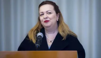 Arsimi mes protestës dhe pasigurisë/ Zv.ministrja e Arsimit thirrje për dialog