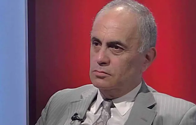 Artan Fuga: Deputetë! Qytetarët e kanë humbur besimin te ju, gjeni zgjidhje politike, sot!