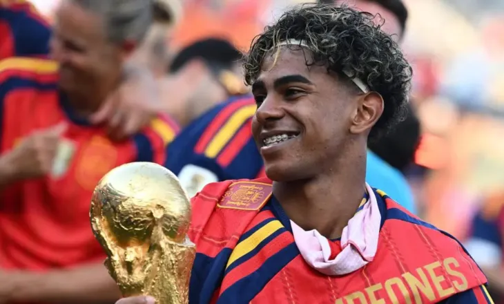 “Ata që duan futbollin shohin Lamine”, shpërthen familja Yamal: Kane i kanë mbetur pak ditë…