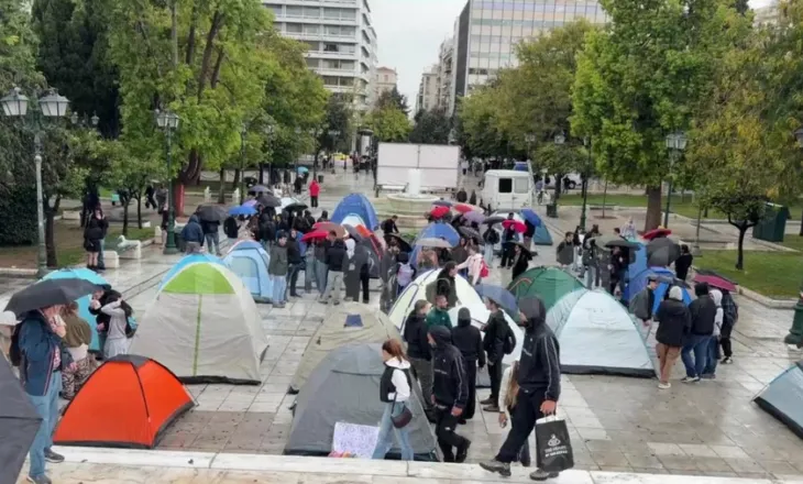 Athinë/ Tubim proteste i planifikuar i studentëve në sheshin Syntagma