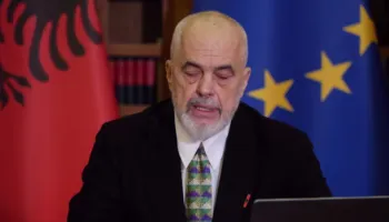 Avokatët reagojnë ashpër: Rama po rikthen ‘fletërrufetë’ e komunizmit, duke denigruar qytetarët