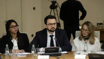 Avokati i Popullit në Këshillin për të Drejtat e Fëmijëve: Policia të mos përsërisë shkeljet ndaj të miturve në protesta
