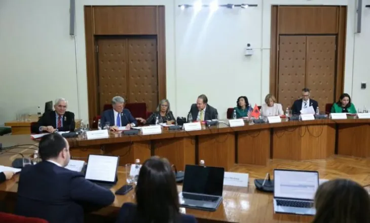 Balliu: I dorëzova amerikanëve dosjen me prova për SHISH-in, KAYO-n dhe krimin në Shqipëri!
