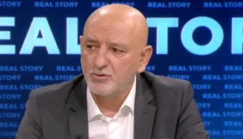 Bejko: Policia ishte e tërhequr! Berisha tentoi ta kapë protestën, e vuan që nuk është aty! Në protestë të gjitha fraksionet