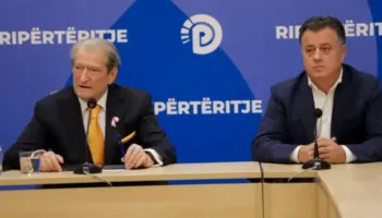 Berisha: Asnjë element të ANTIFA-s nuk ka në këtë protestë, kjo lëvizje është kundër vjedhjeve të tmerrshme të Ramës