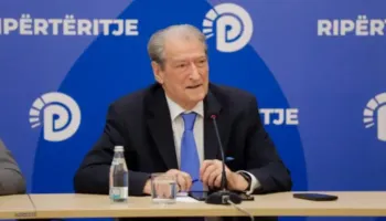 Berisha: Çdo opozitar duhet të bashkohet, por nuk lejojmë Jagot e Flamingove të përvetësojnë protestën studentore për llogari të Ramës