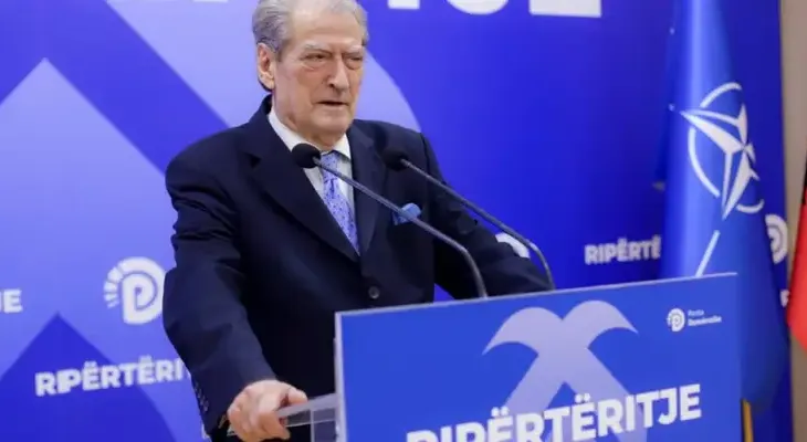 Berisha: Dënoj terrorin që po ushtrohet ndaj protestuesve, dhuna nuk e shpëton dot Vuçiçin shqiptar