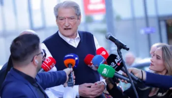 Berisha: Hyseni dhe Agasin e kuptuan që Rama i shiti dhe kanë filluar të flasin, Balluku e kërcënon me mesazhet