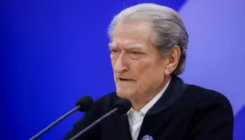 Berisha: Kjo është protesta më e fuqishme studentore kundër zjarrvënësit të pamëshirë të shpresave të shqiptarëve!