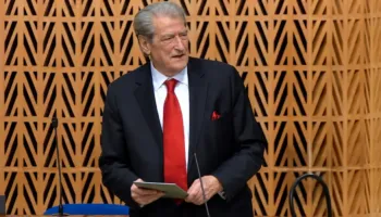 Berisha në Strasburg: Ndëshkimi i narkoshtetit në Shqipëri si dhe i atyre që e ndërtuan, janë kushte për lirinë e mediave