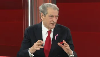 Berisha nuk heq dorë nga ëndrra për t’u rikthyer si kryeministër: Me zgjedhje nuk bëhem, por me referendum po!
