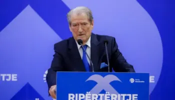 Berisha: PD do vazhdojë çdo betejë ligjore kundër ekzekutimit të 15 bashkive, po mbledhim firmat për referendum