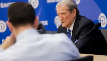 Berisha: Rama është kthyer në avokat i Mirlindës dhe Lindës, Agasit dhe Vlora Hysenit, Roni Yeffetit dhe Arjeta autoblindës