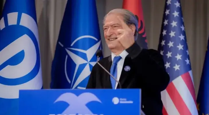 Berisha: Studentët bënë një përballje epike me falangat e Ramës! Ai është në kohërat e fundit të regjimit të tij antishqiptar