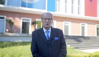 Berisha thirrje shqiptarëve: Mos i lini studentët vetëm, ata po luftojnë për të gjithë ne!
