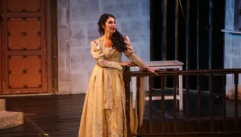 Besa Llugiqi debuton si Tosca: “Një rol që e kam ëndërruar”