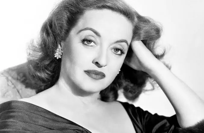 Bette Davis, ikona e madhe e Hollywood-it