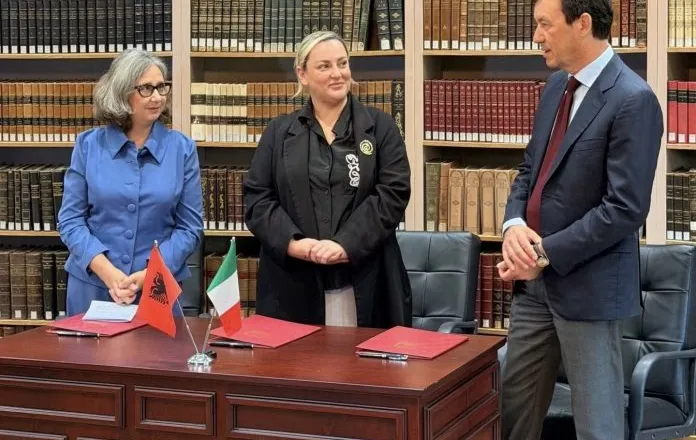Biblioteka Kombëtare e Shqipërisë dhe ajo e Firences, marrëveshje për trashëgiminë e shkruar