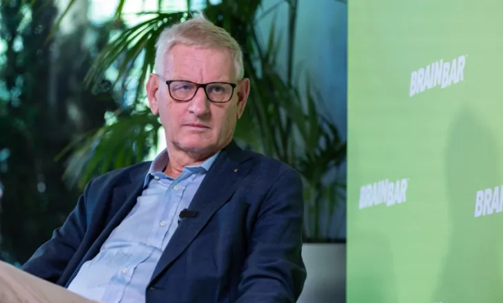 Bildt paralajmëron për rritje të tensioneve në Ballkan, në fokus zgjedhjet në Serbi