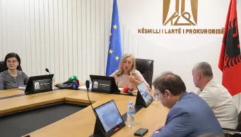 BIRN: Zvarritja e zgjedhjes së Prokurorit të Përgjithshëm, përplasjet në KLP mbajnë peng garën