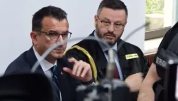 Bojkoti i avokatëve shtyn seancën për Veliajn, kryebashkiaku shkresë GJKKO: Dua vetëm Plarent Ndrecën