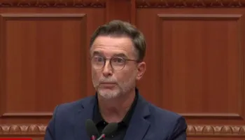 Braçe ‘zapton’ Foltoren dhe Territorialen në Kuvend, kritika të forta Reformës e Maznikut, fjalim kundër shkrirjes së 15 bashkive! Kushi i jep vërejtje