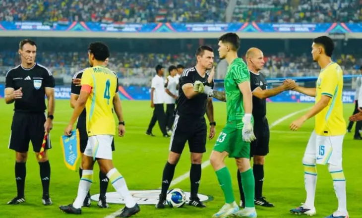Brazili nuk kursehet ndaj Indisë, “poker” golash në Kalkuta (video)