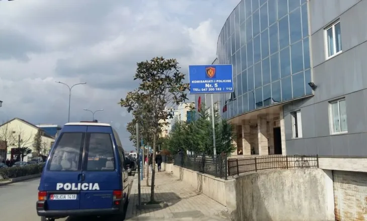 Breshëri plumbash në Kamëz! Vriten dy vëllezër dhe plagoset i treti, autori ushtarak (Emrat)