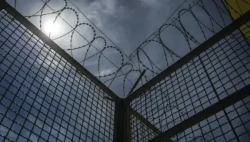 Britania e Madhe liron qindra të burgosur me hyrjen në fuqi të skemës së lirimit të parakohshëm