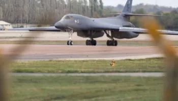 Britania i vjen në ndihmë Arabisë Saudite, dërgon avionë luftarakë për ta mbrojtur nga sulmet e rebelëve Huthi