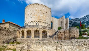 ‘Britannica’: Shqipëria ndër shekuj, nga e kaluara e trazuar te perspektiva evropiane